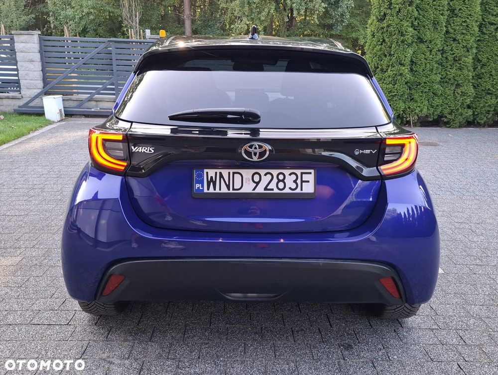 Toyota Yaris Hybrid 1.5 Selection Style - 11