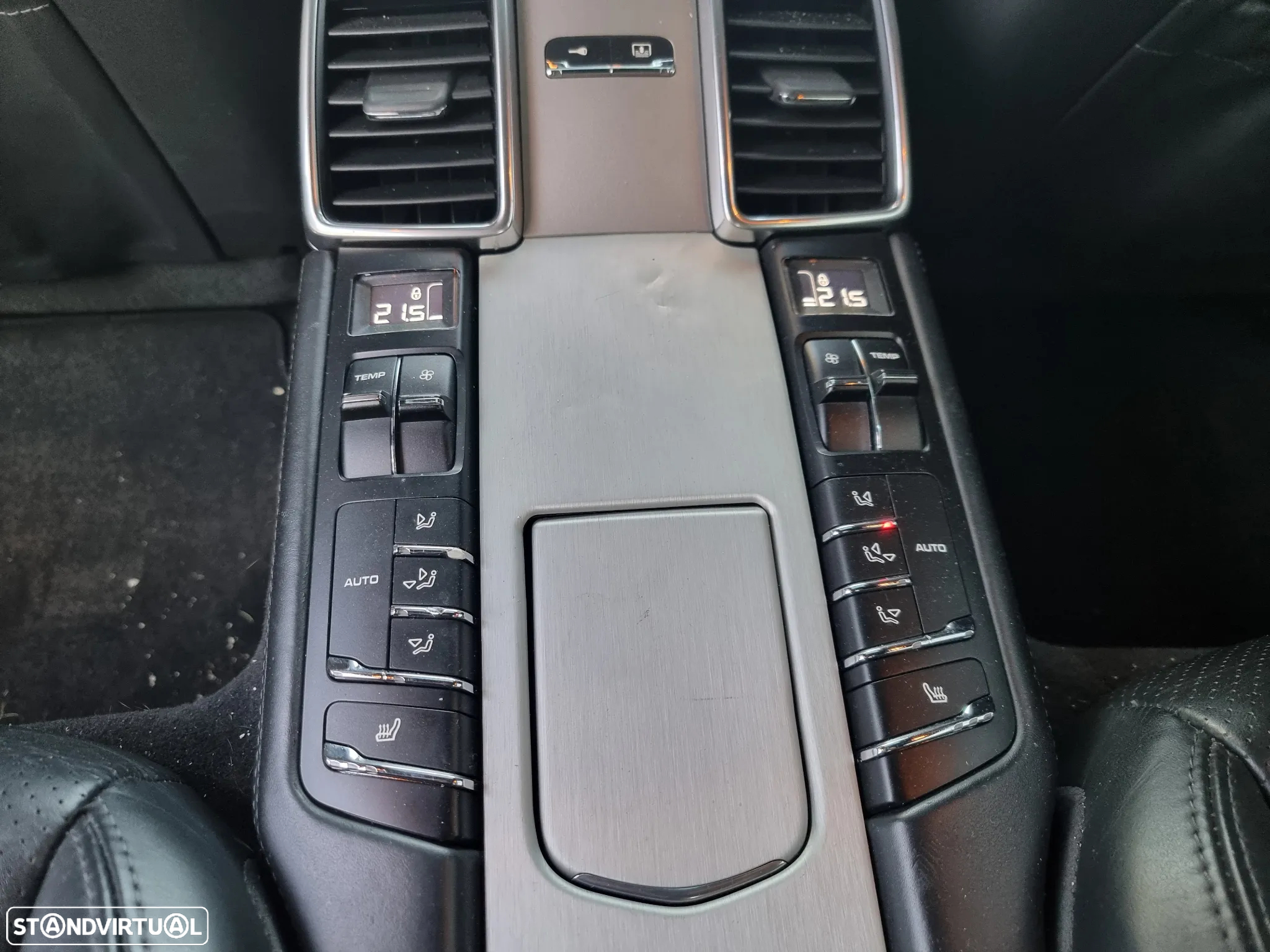 Porsche Panamera Turbo PDK - 21