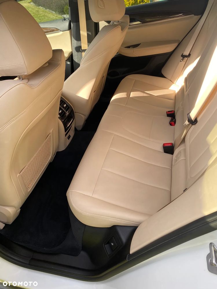BMW X4 xDrive30i xLine - 11