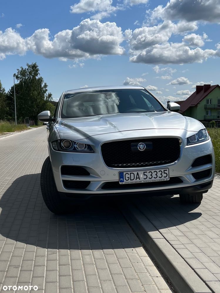 Jaguar F-Pace - 16