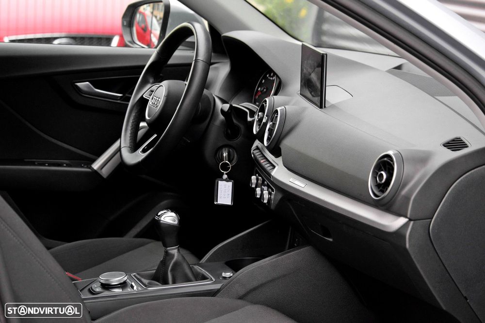 Audi Q2 30 TFSI Advanced - 17