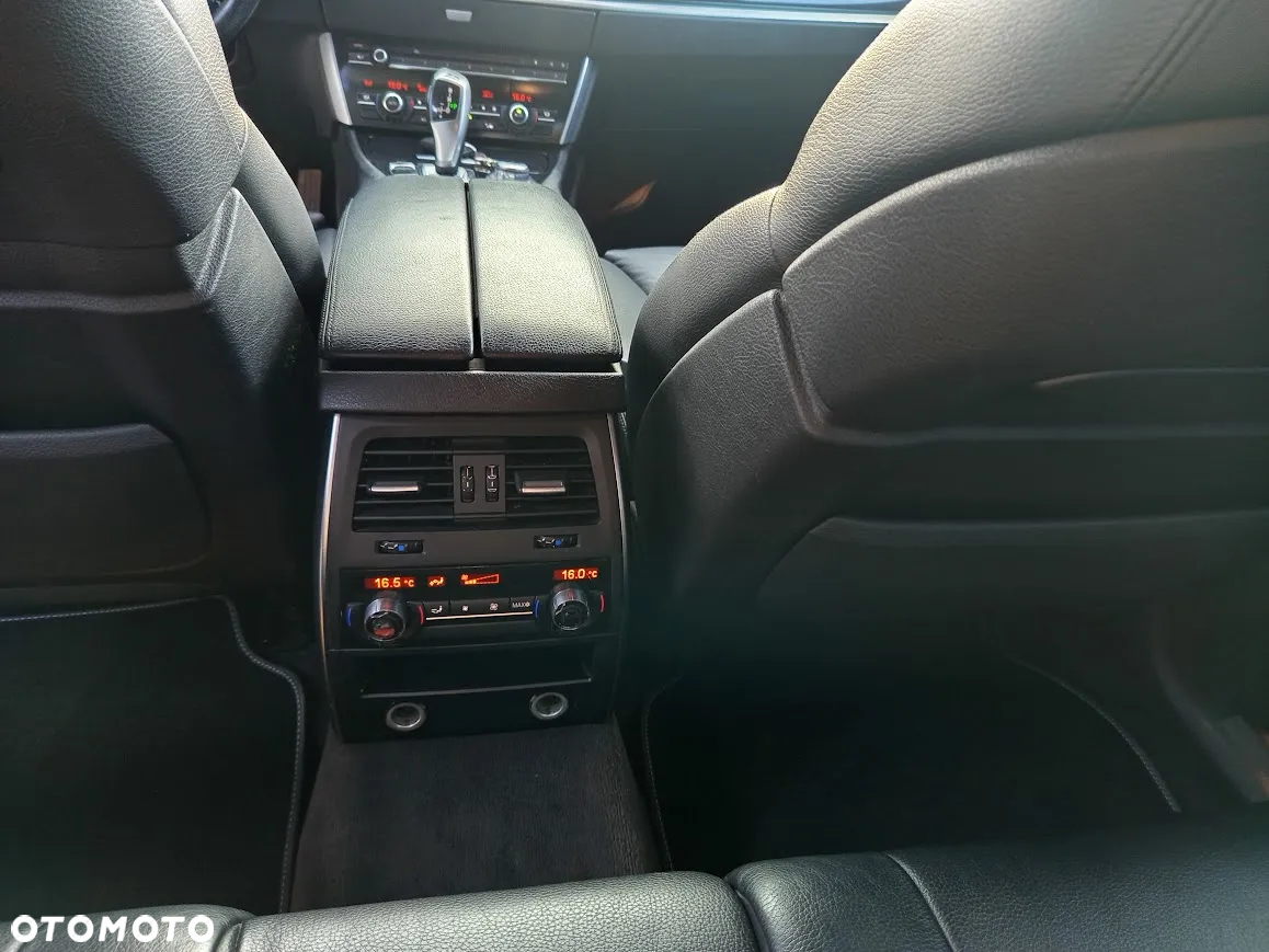 BMW 5GT 530d xDrive - 13