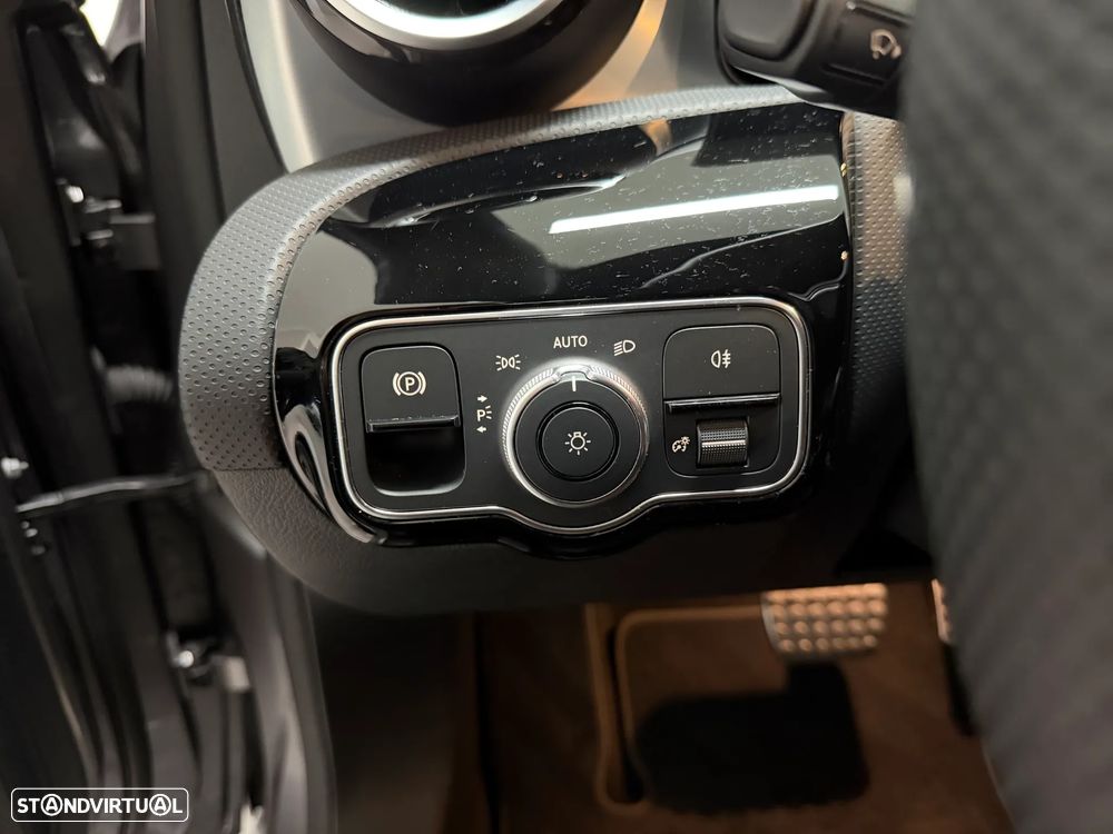 Mercedes-Benz A 200 AMG Line Aut. - 15