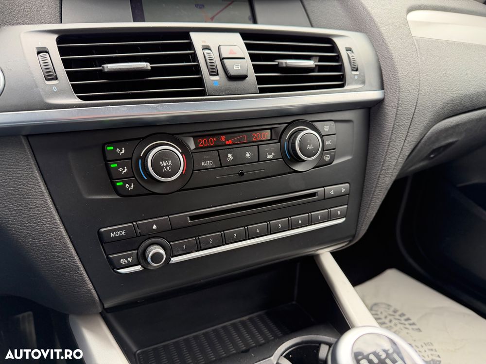 BMW X3 sDrive18d - 13