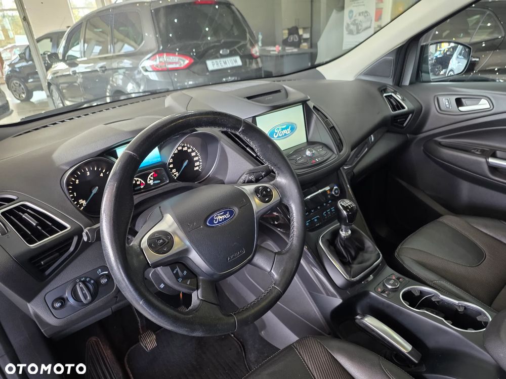 Ford Kuga - 9