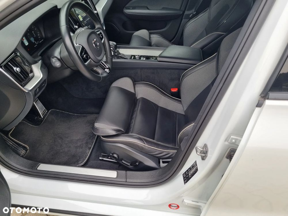 Volvo S60 T4 R-Design - 22