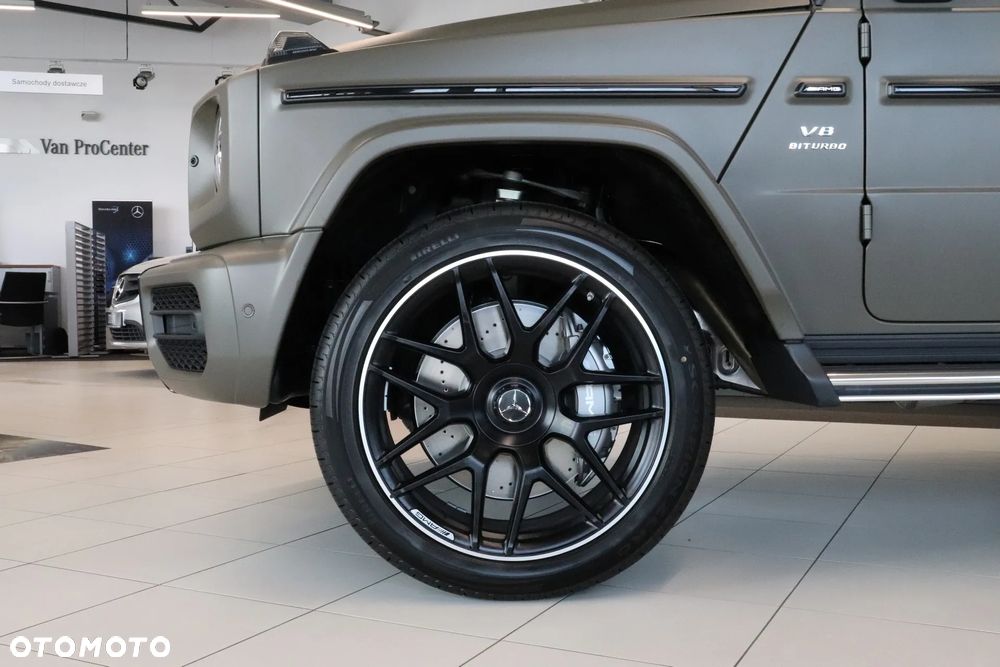 Mercedes-Benz Klasa G AMG 63 - 32