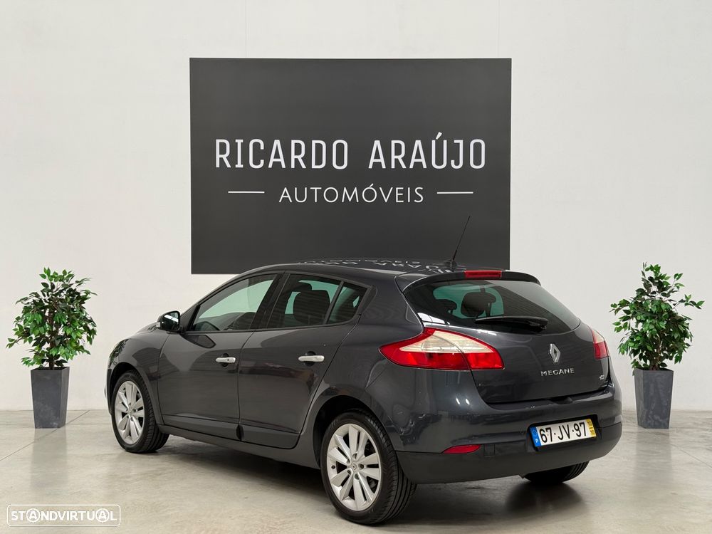 Renault Mégane 1.5 dCi Dynamique S - 3