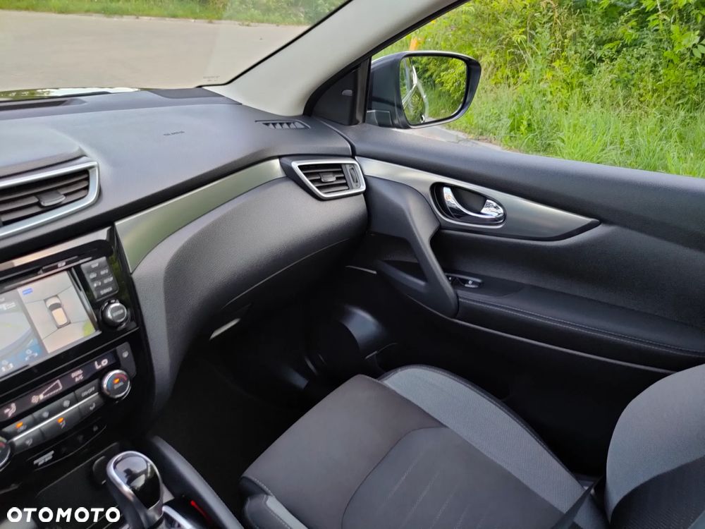 Nissan Qashqai 1.2 DIG-T N-Vision Xtronic EU6 - 27