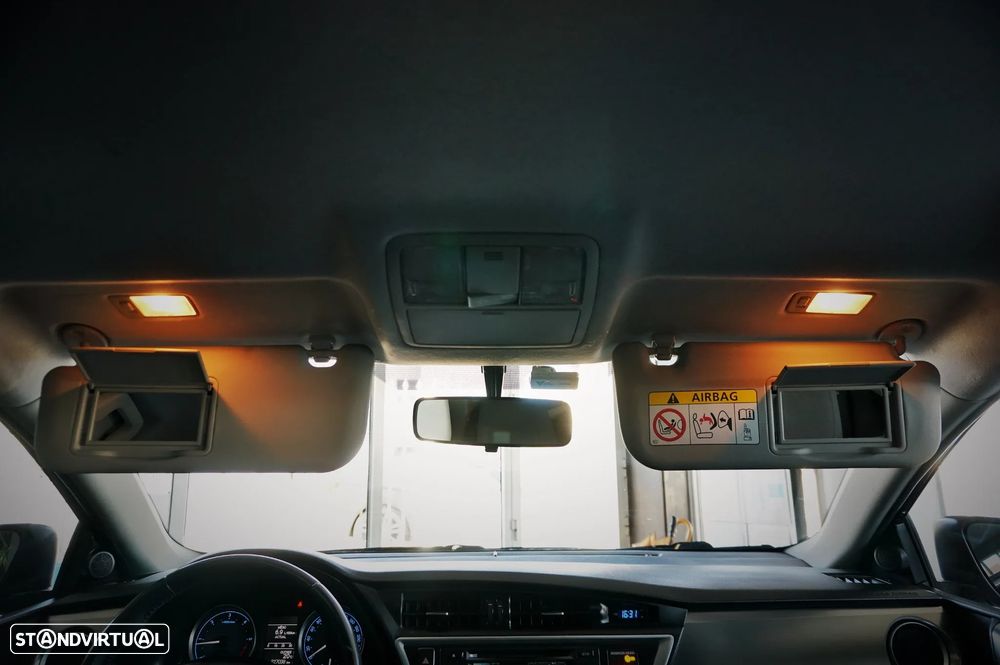 Toyota Auris Touring Sports 1.4 D-4D Life - 7