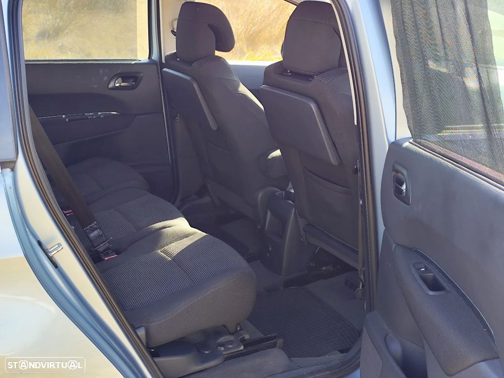 Peugeot 5008 1.6 HDi Executive - 15
