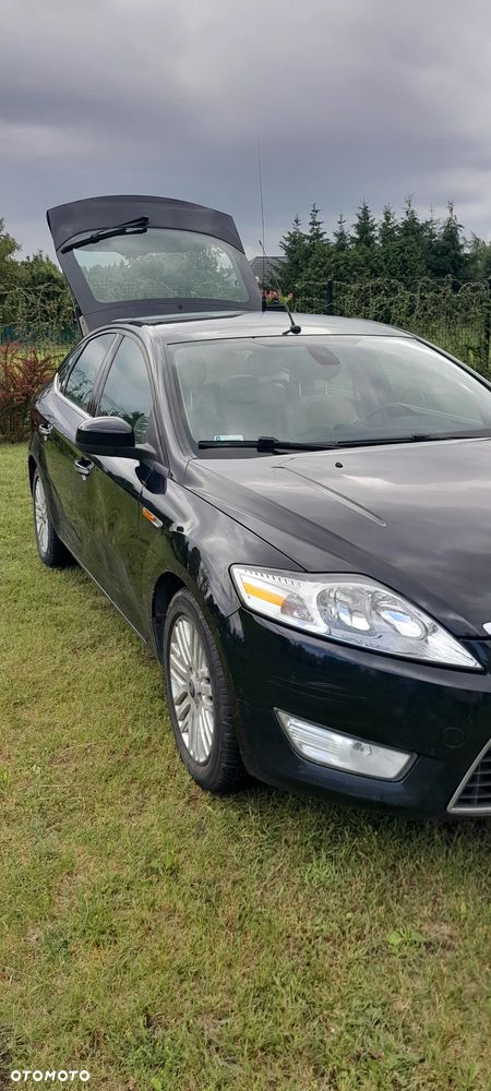Ford Mondeo 2.0 TDCi Ghia - 9