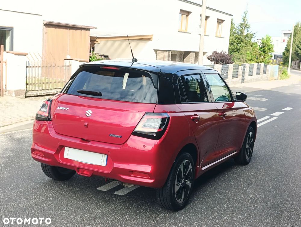Suzuki Swift 1.2 Dualjet Hybrid Allgrip Comfort - 1
