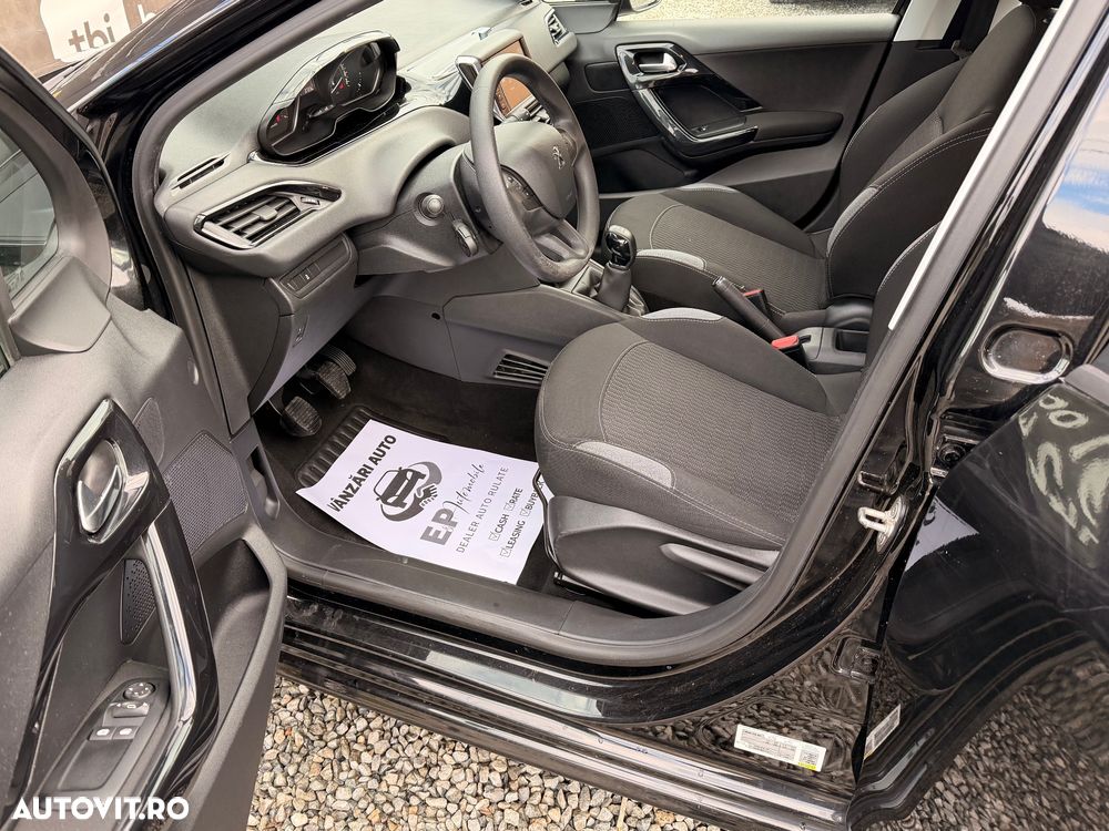 Peugeot 208 PureTech 82 Start & Stop Style - 5