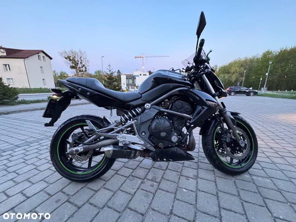 Kawasaki ER - 8