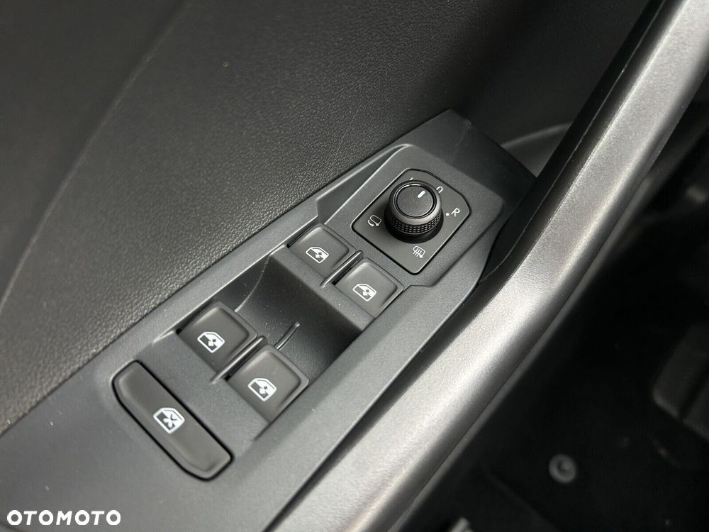 Volkswagen T-Cross - 19