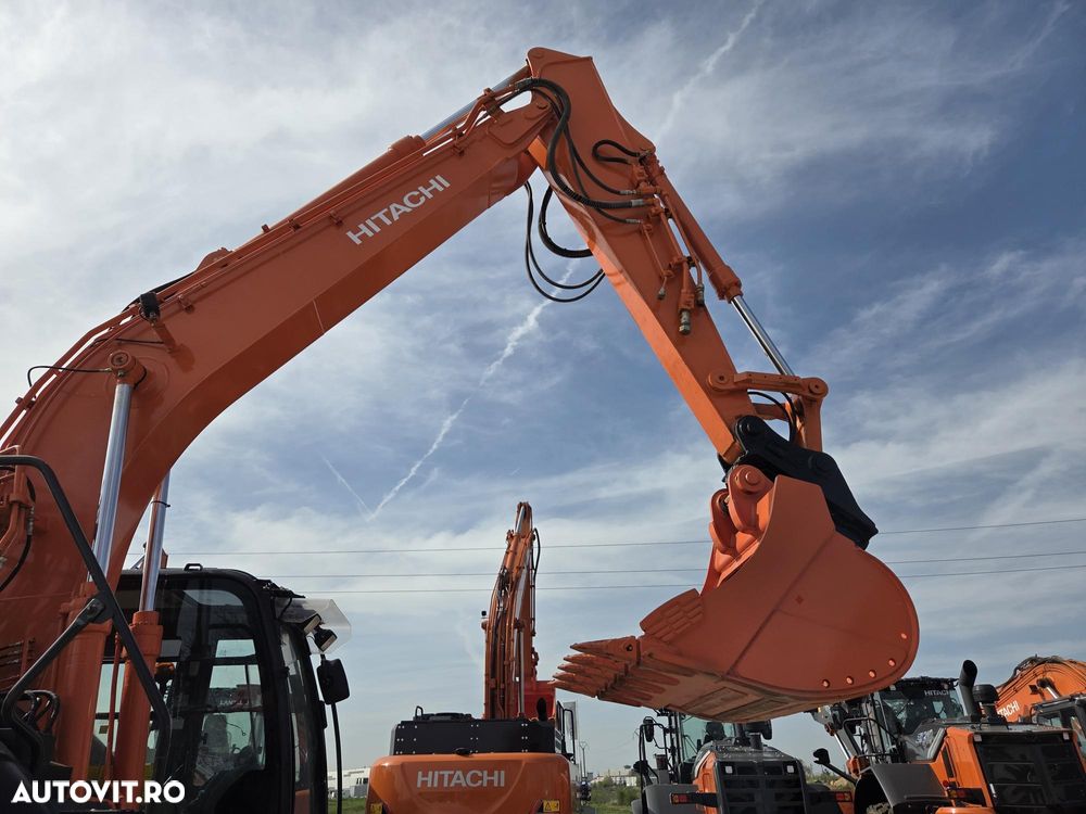 Hitachi ZX135US-6, 15t, 2018, 3.958h, PADURI CAUCIUC NOI, CUPLA RAPIDA HIDRAULICA, CUPA LATA NOUA, cupa ingusta, camera spate, camere laterale, Adanc sapare 6m, latime 2,49m, ridica 7t, consum mediu 7l/h, posibil leasing 3 ani-PROMOTIE 79.900 EUR+Tva - 17