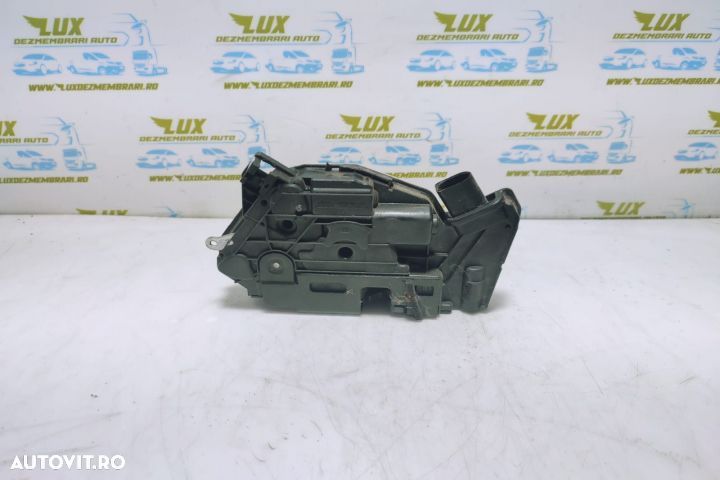 Broasca incuietoare usa dreapta fata 5n1837016a Volkswagen VW Passat CC 1  [din 2008 pana  2012] se - 2
