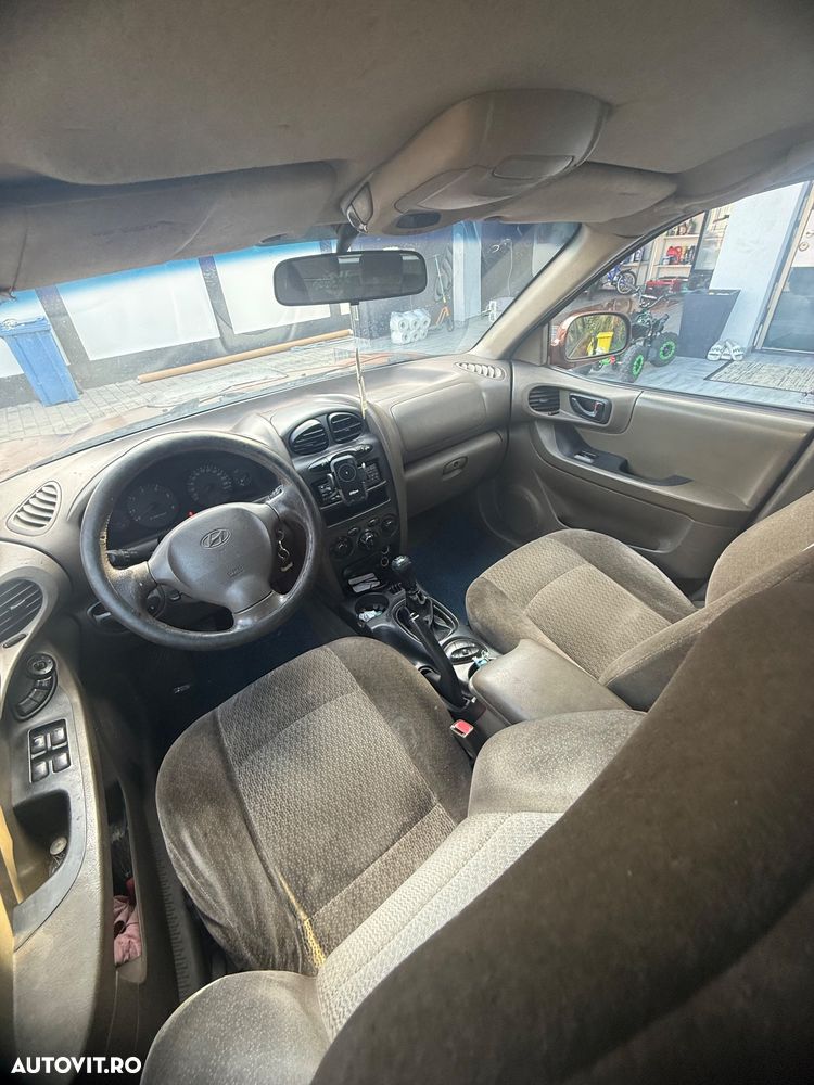 Hyundai Santa Fe 2.0 CRDI 4WD - 6