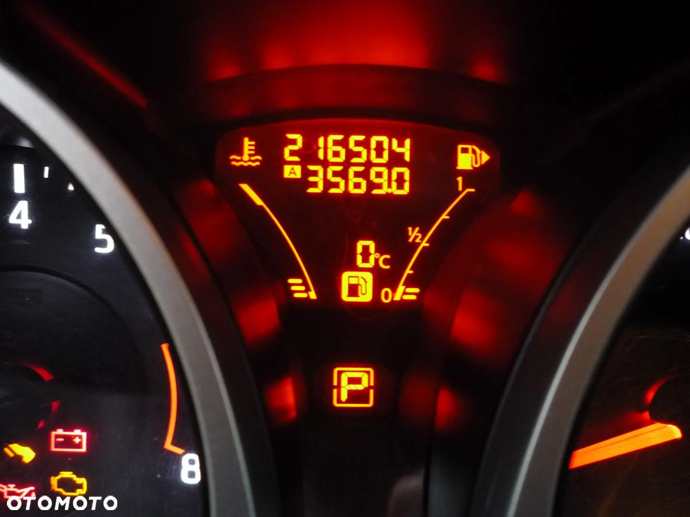 Nissan Juke 1.6 Tekna CVT - 12