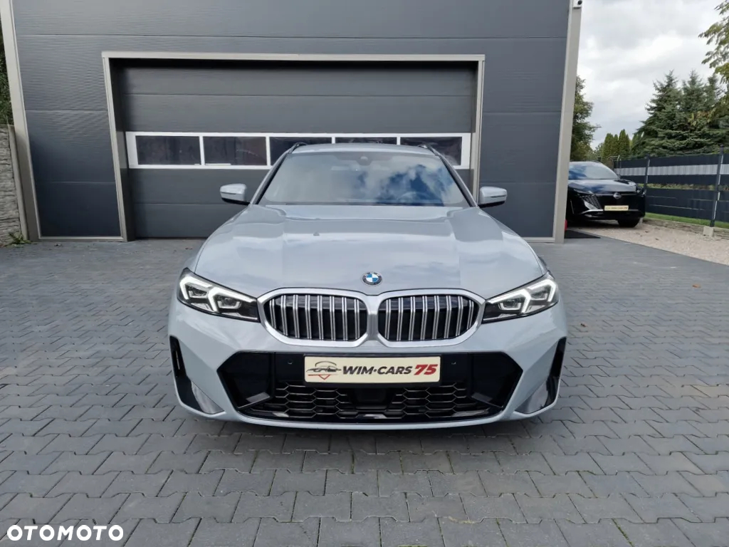 BMW Seria 3 330i xDrive M Sport - 5