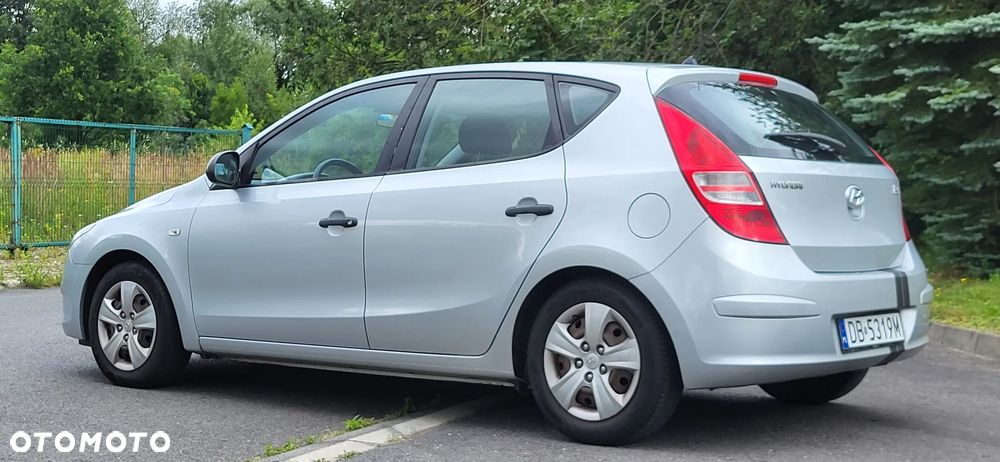 Hyundai i30 1.4 Blue Classic - 11