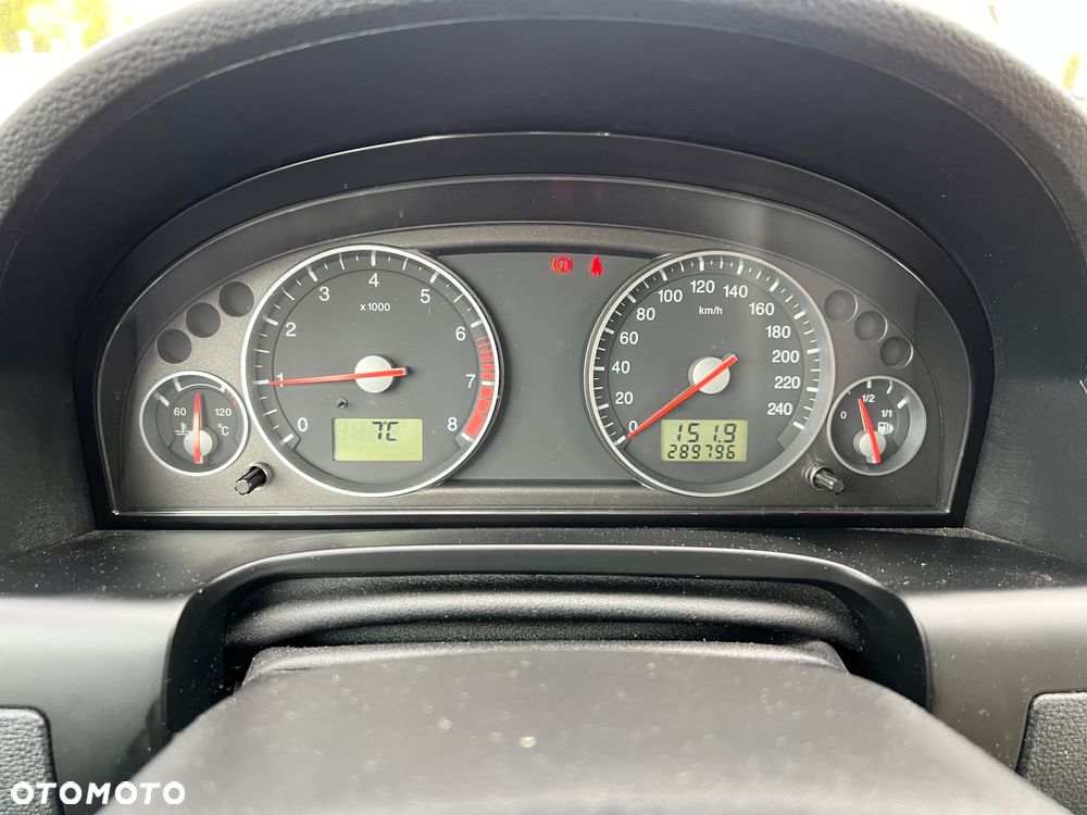 Ford Mondeo 2.0 Ghia - 13