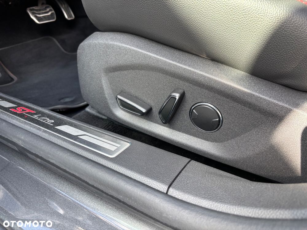 Ford Mondeo - 16