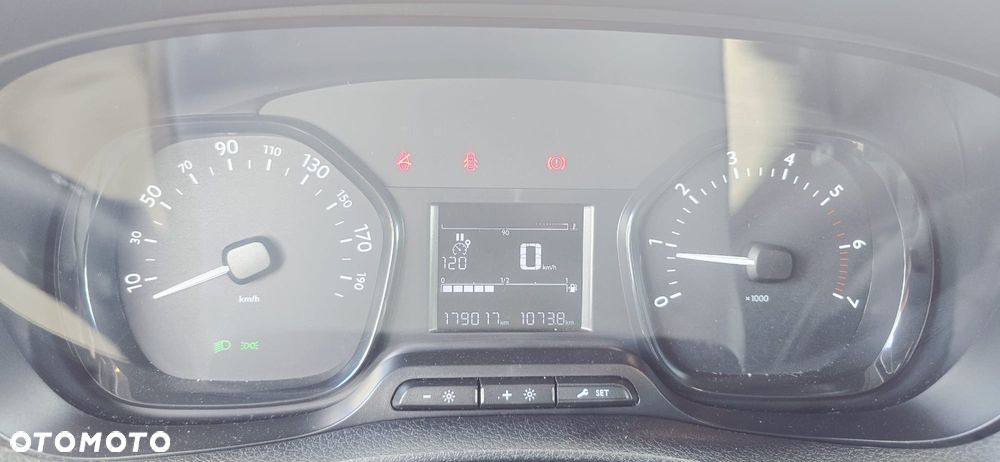 Toyota ProAce - 13