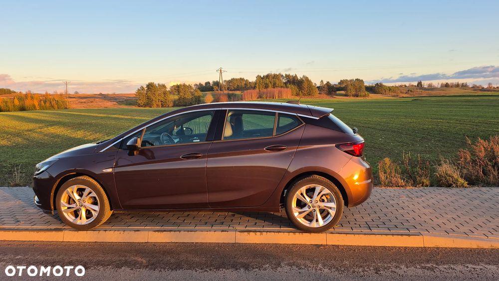 Opel Astra 1.4 T Dynamic S&S - 9