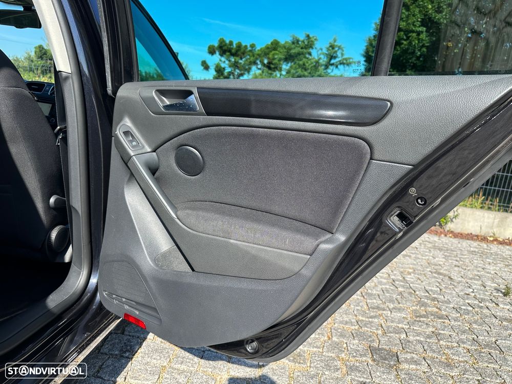 VW Golf 1.6 TDI BlueMotion Comfortline - 14