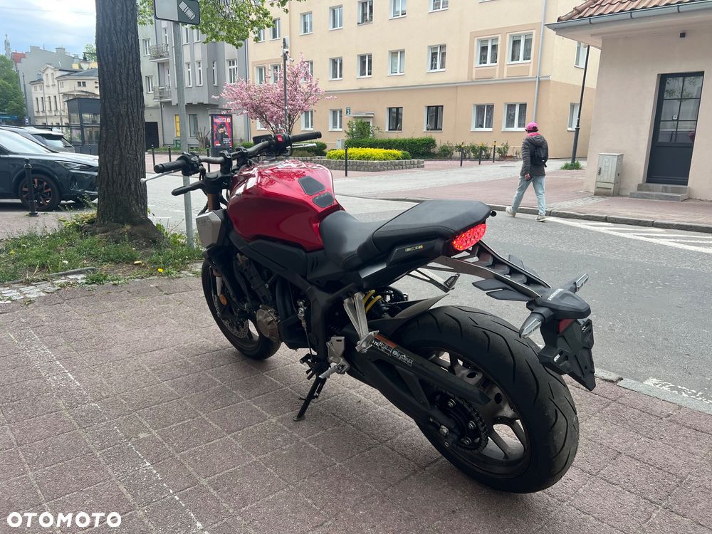 Honda CB - 2