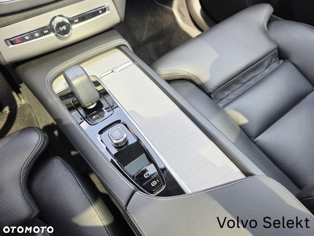 Volvo XC 90 - 33