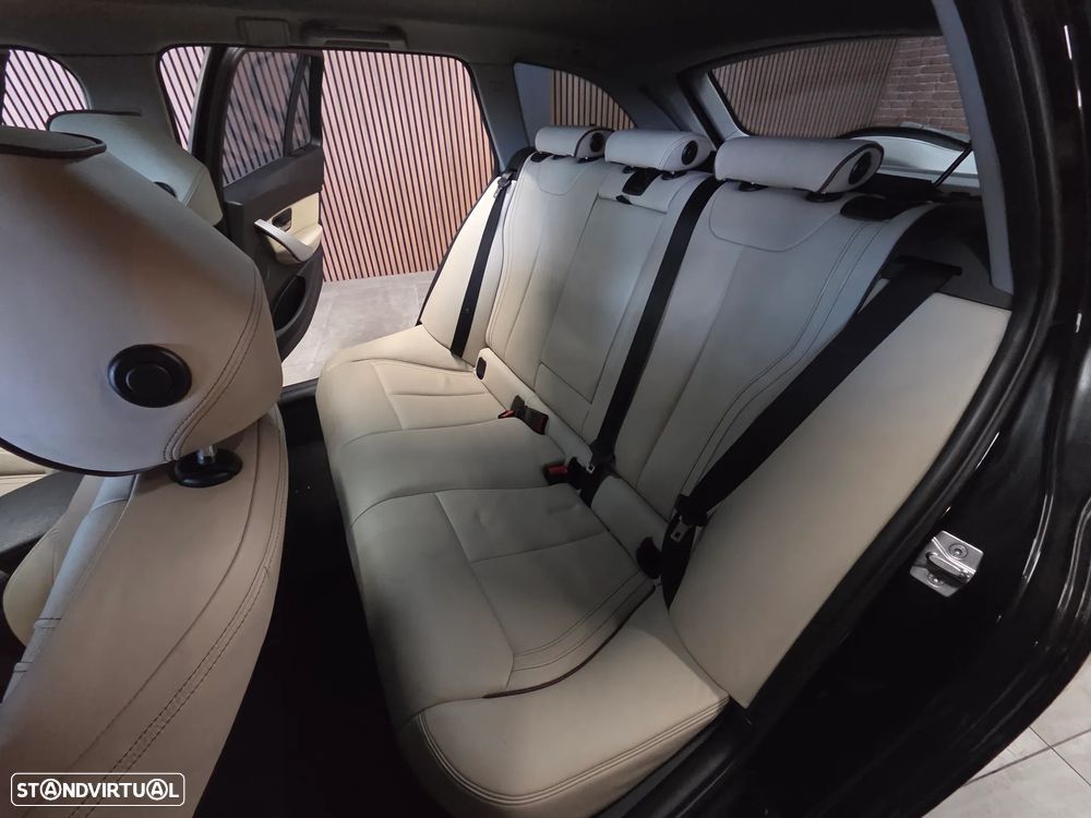 BMW 320 d Aut. Efficient Dynamics Edition Sport Line - 18