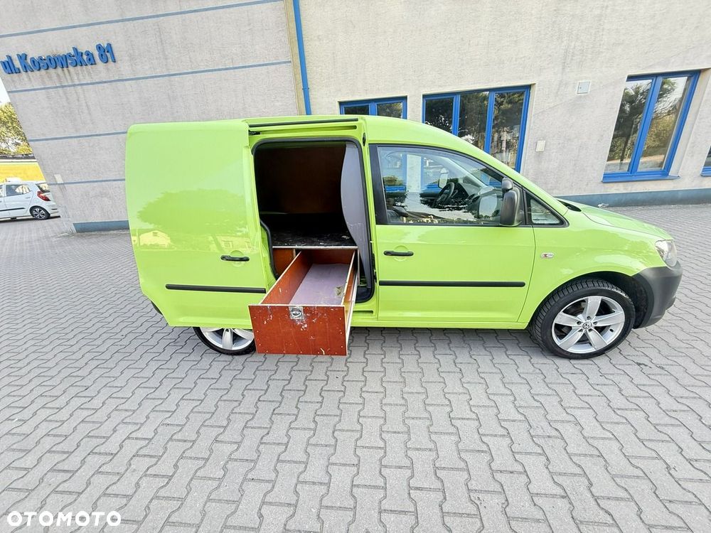 Volkswagen Caddy - 4