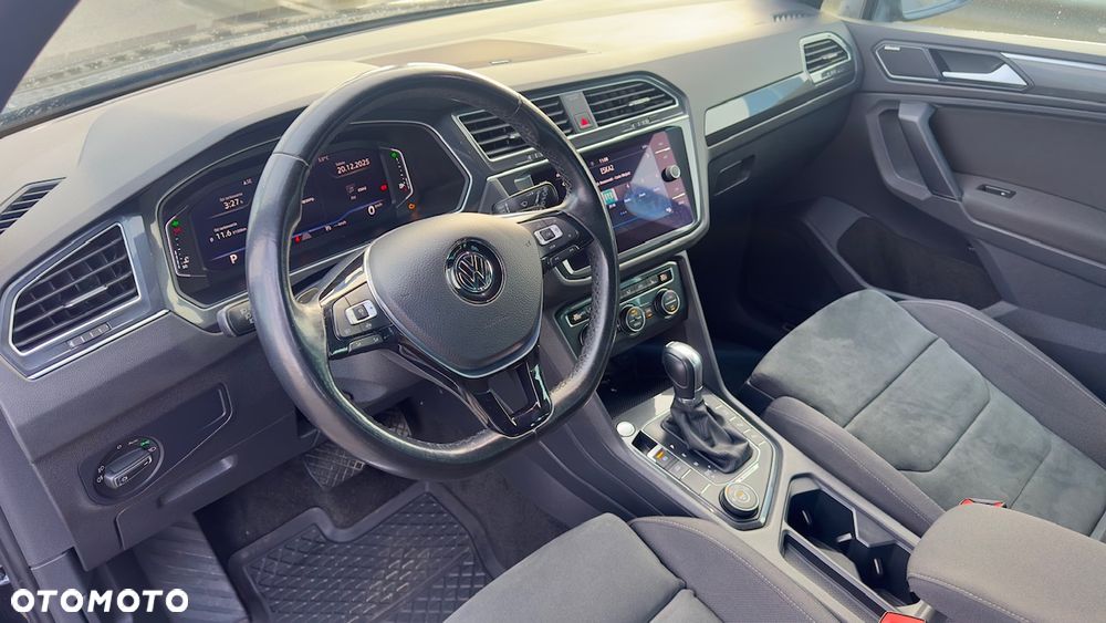 Volkswagen Tiguan 2,0 TSI OPF 4Motion DSG R-Line - 23