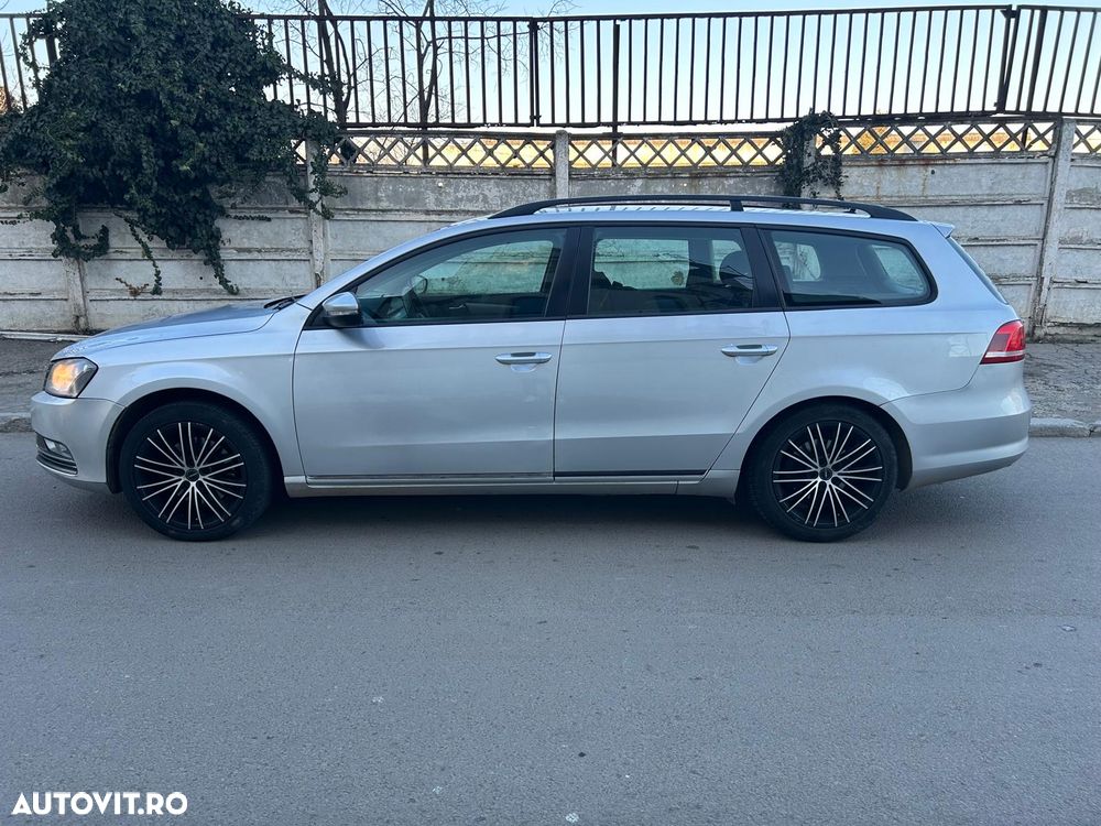 Volkswagen Passat 2.0 TDI BlueMotion Technology Comfortline DSG - 4