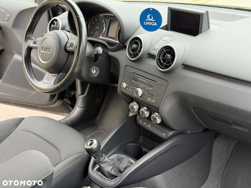 Audi A1 3-drzwiowe 1.2 TFSI admired - 22