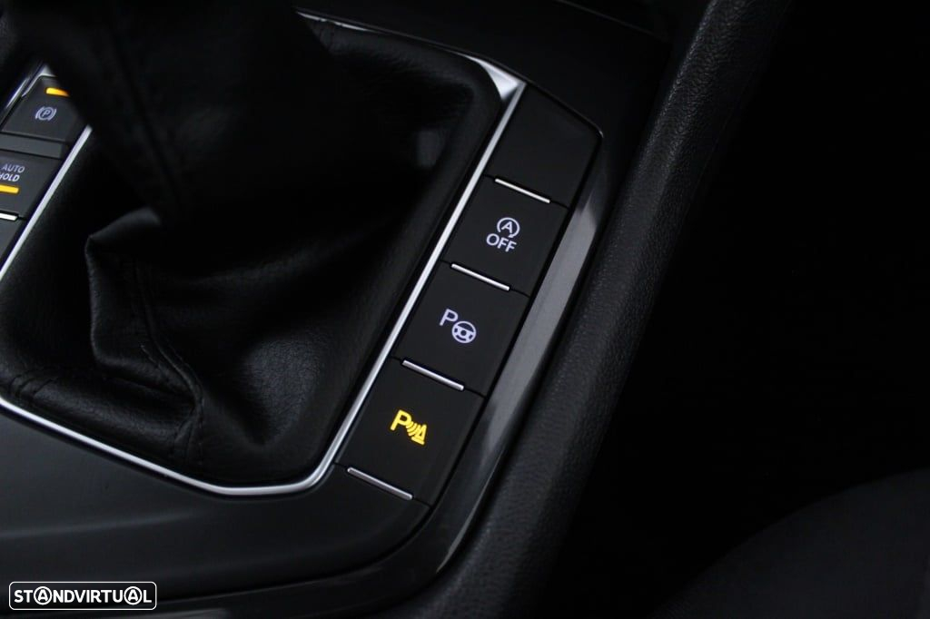 VW Tiguan 2.0 TDI Life - 30