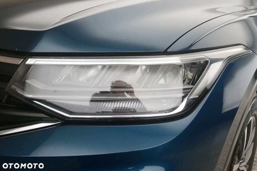 Volkswagen Tiguan - 13