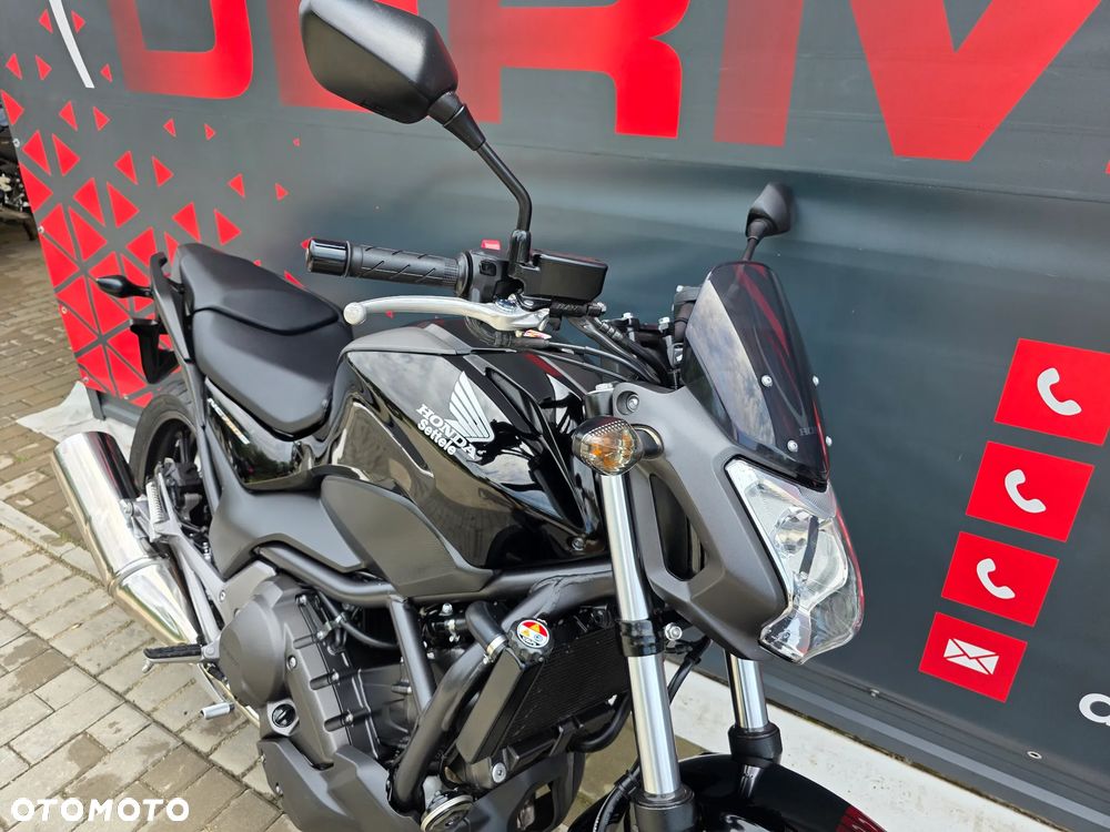 Honda NC - 25