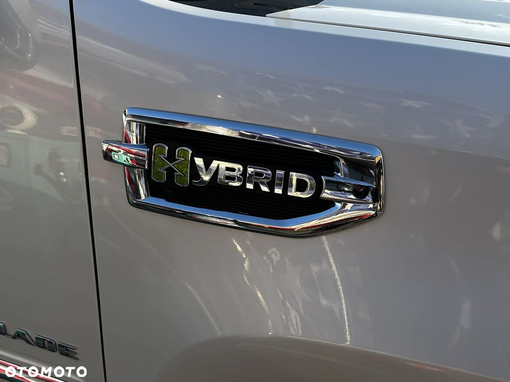 Cadillac Escalade - 25