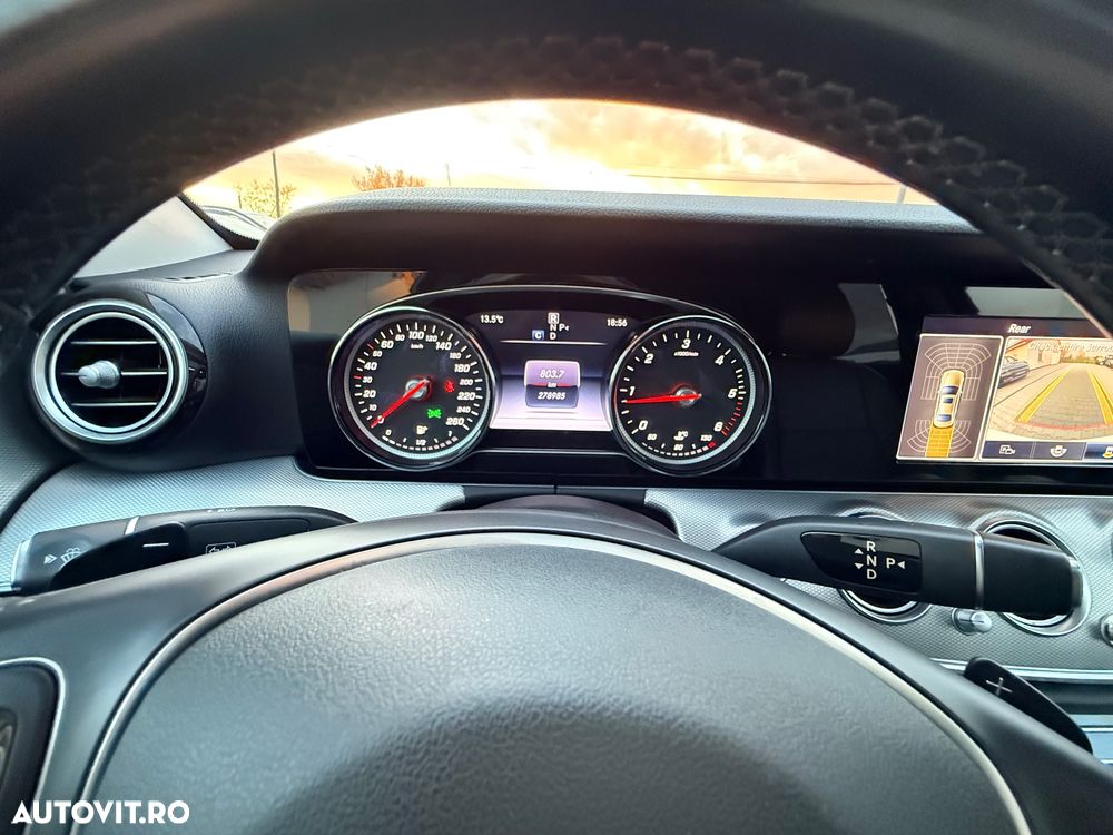 Mercedes-Benz E - 15