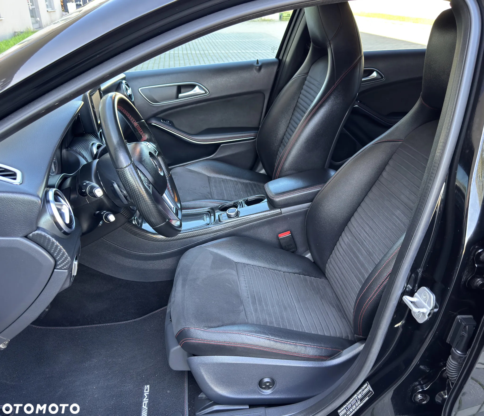 Mercedes-Benz Klasa A 250 4-Matic AMG Line - 18