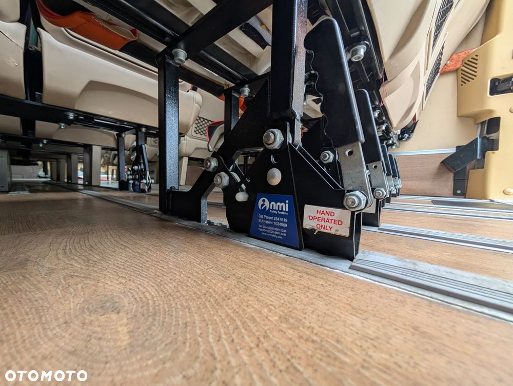 Mercedes-Benz Sprinter 519 - 24