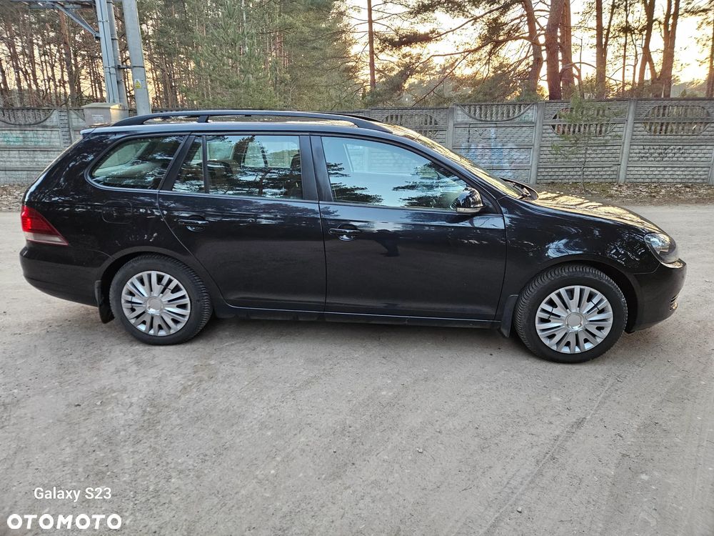 Volkswagen Golf 1.6 TDI Comfortline - 4