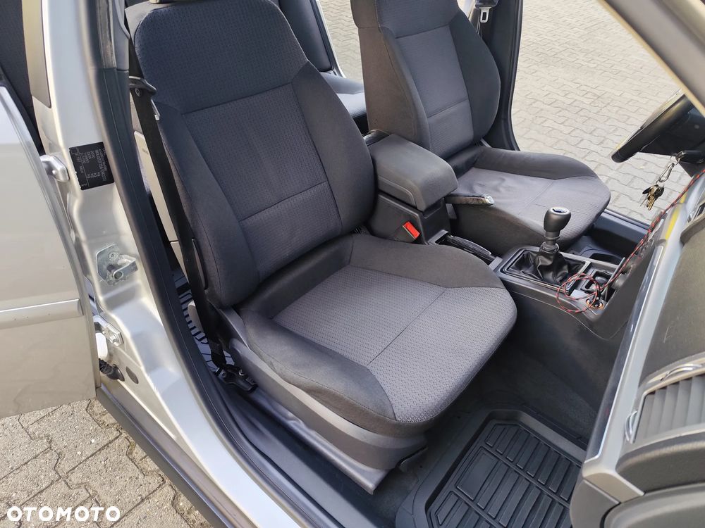 Opel Vectra 1.8 Comfort - 11