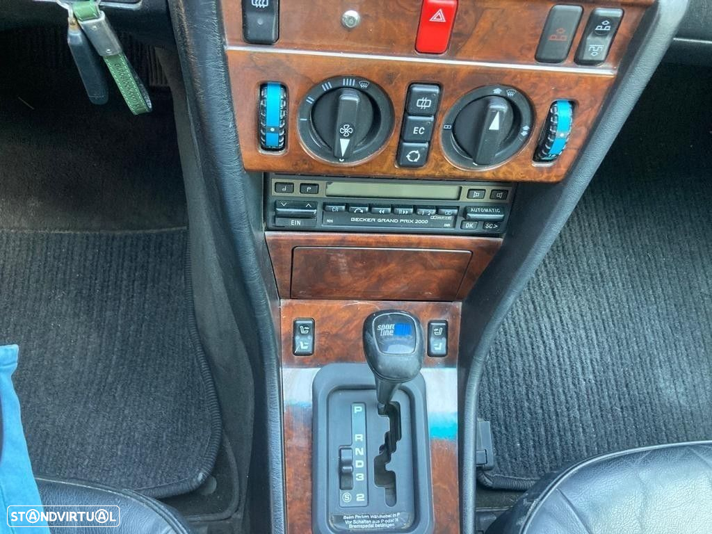 Mercedes-Benz E 220 - 12