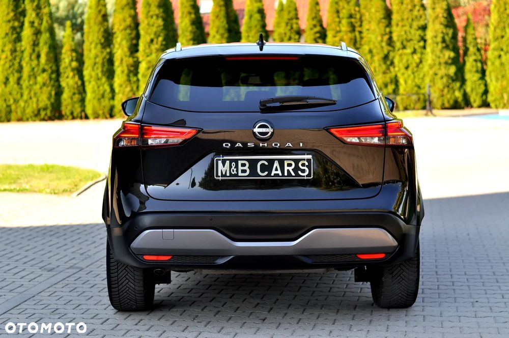 Nissan Qashqai 1.3 DIG-T SHIRO - 17