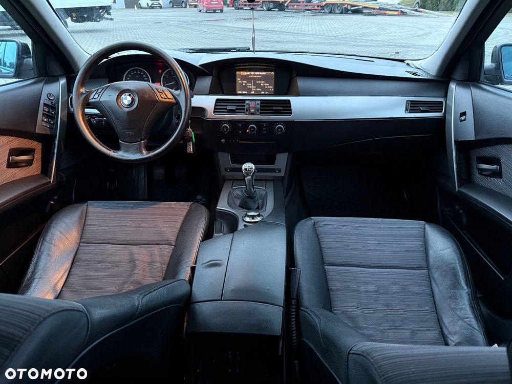 BMW Seria 5 - 32